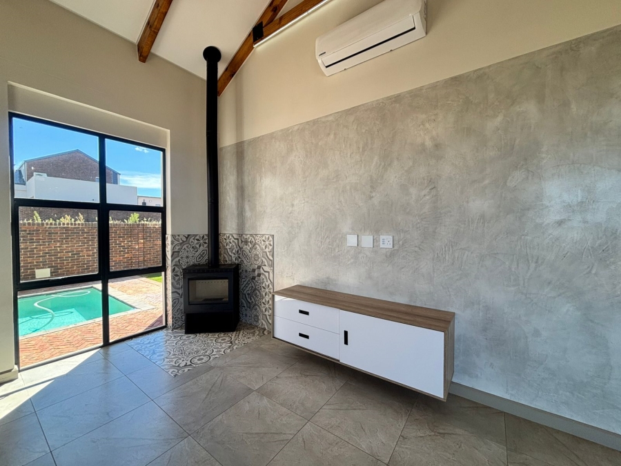 To Let 3 Bedroom Property for Rent in Helderzicht Eco Estate North West